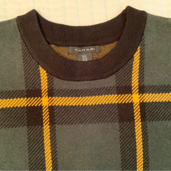 Tahari Plaid Sweater Size 1X - Picture 6 of 7
